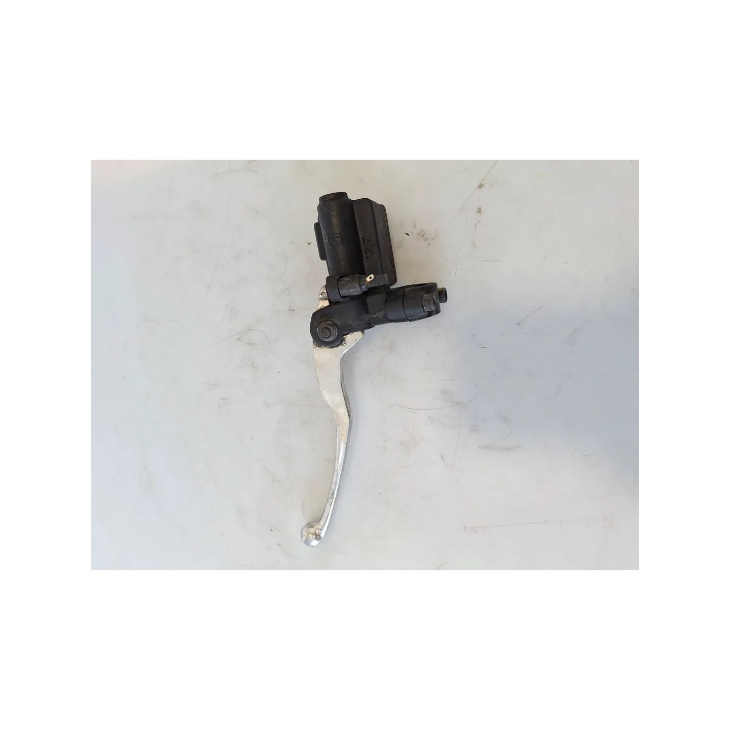 Pompa con serbatoio liquido freni anteriore con leva Aprilia Scarabeo 50 2T (10-14) Scarabeo 50 2T Net (Motore Piaggio) 