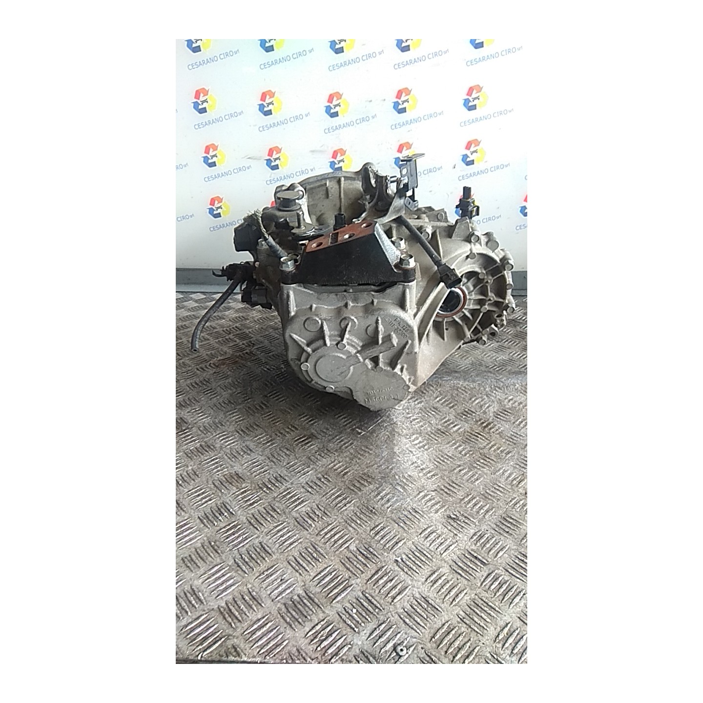CAMBIO COMPL. 004 HYUNDAI IX35 (02/10-) G4FD 4300026749