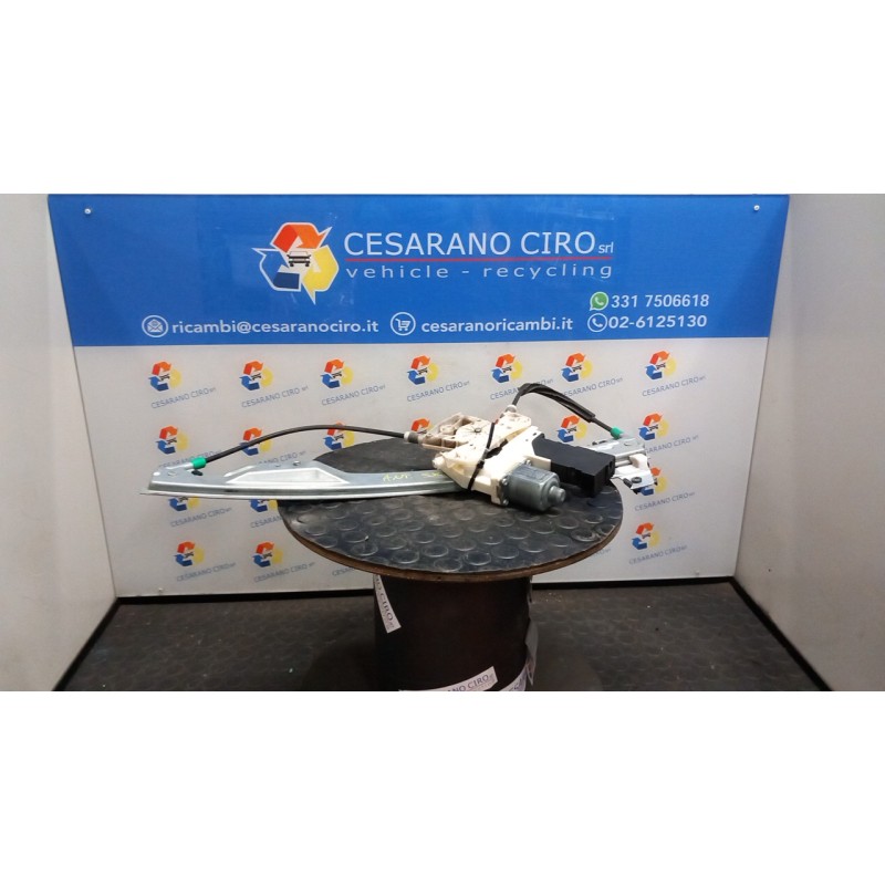 ALZACRISTALLO ELETTR. PORTA ANT. SX. 014 PEUGEOT 407 (03/04-03/12) RHF 9221Q6