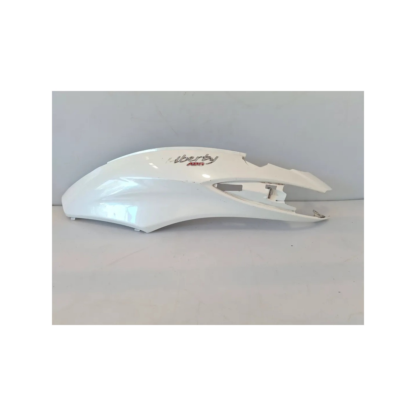 Codone Piaggio Liberty 125 3V i.e. (E4) Liberty 125 I-get ABS 3V i.e. (E4) Sinistro