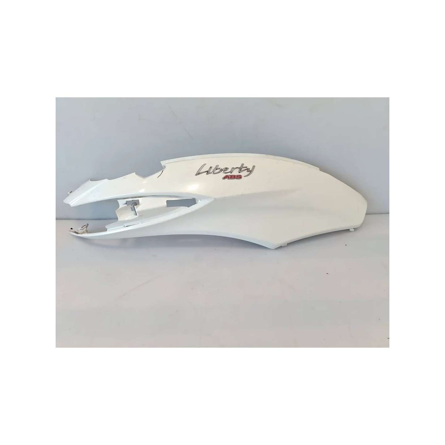 Codone Piaggio Liberty 125 3V i.e. (E4) Liberty 125 I-get ABS 3V i.e. (E4) Destro