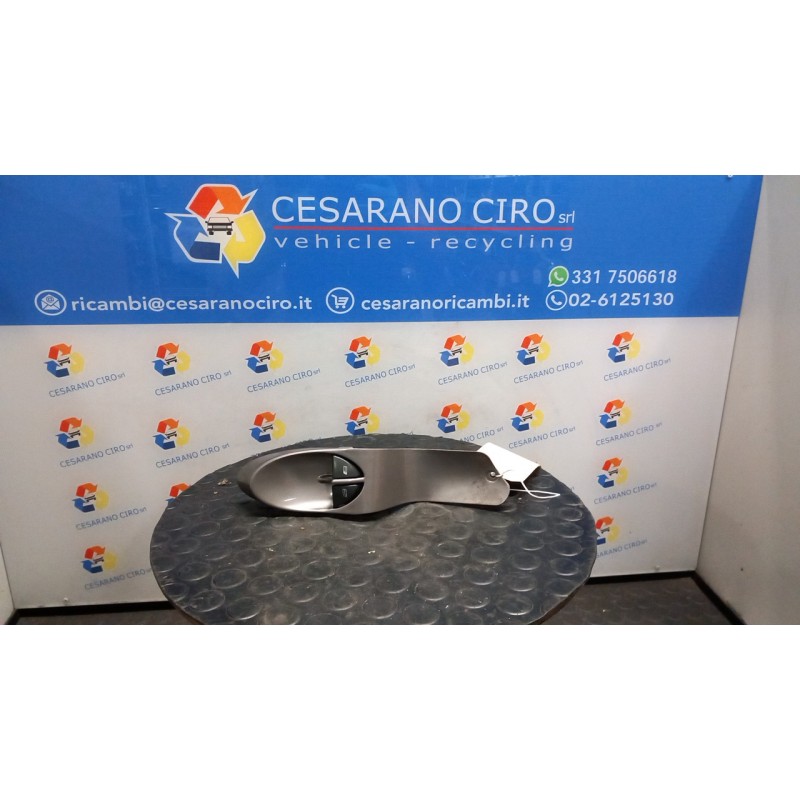 INTERRUTTORE ALZACRISTALLI PORTA ANT. C/ RETR. ELETTR. SX. 088 LANCIA Y (10/00-03/04) 188A4000 735241273