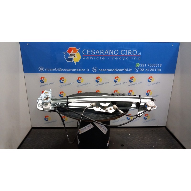 ALZACRISTALLO ELETTR. PORTA ANT. C/MOTORINO DX. 085 RENAULT MEGANE 2A SERIE (09/02-02/06) K9KP7 8200075938