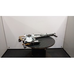 ALZACRISTALLO ELETTR. PORTA ANT. C/MOTORINO SX. 037 KIA SORENTO 1A SERIE (07/02-12/06 D4CB 824013E002