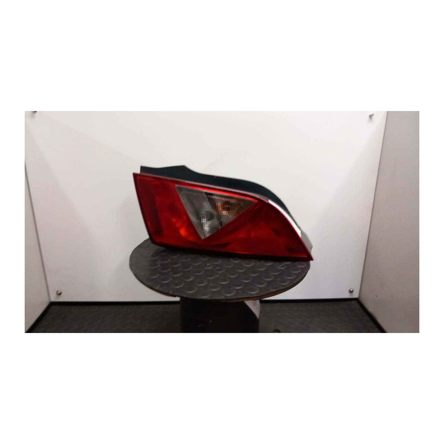 FANALE POST. DX. 044 SEAT MII (KF1) (03/12-01/20) CHY 1SL945096K