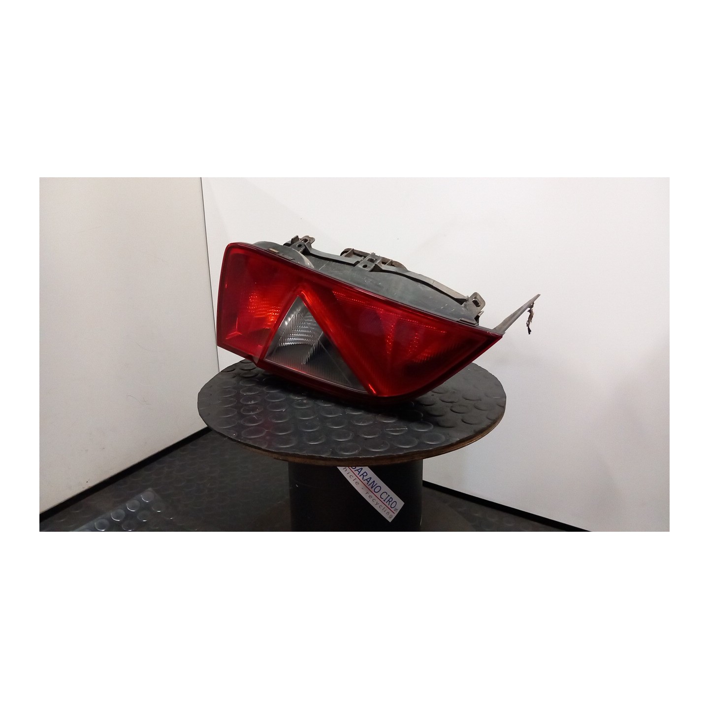 FANALE POST. SX. 045 SEAT MII (KF1) (03/12-01/20) CHY 1SL945095K