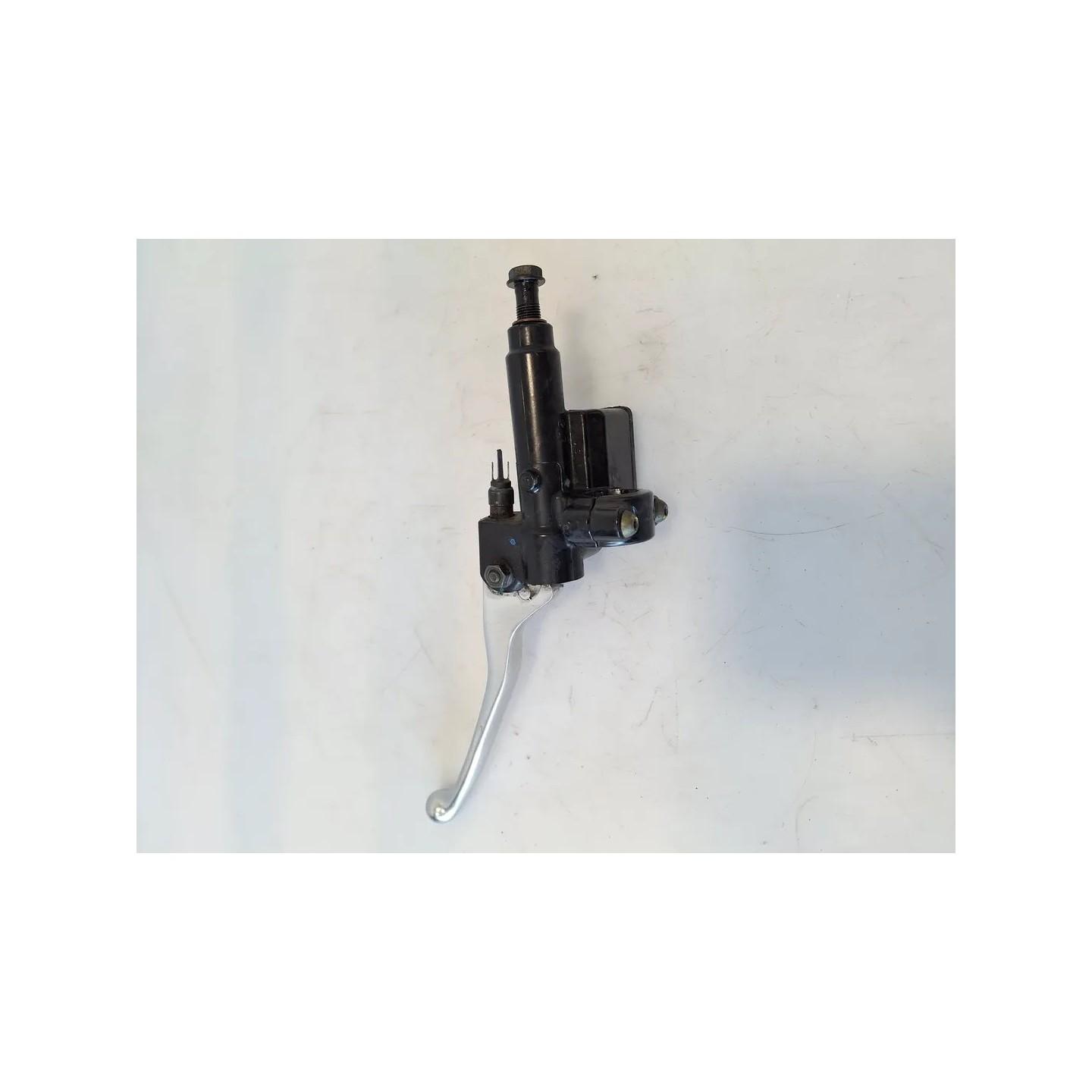 Pompa con serbatoio liquido freni anteriore con leva Piaggio Liberty 125 3V i.e. (E4) Liberty 125 I-get ABS 3V i.e. (E4) 