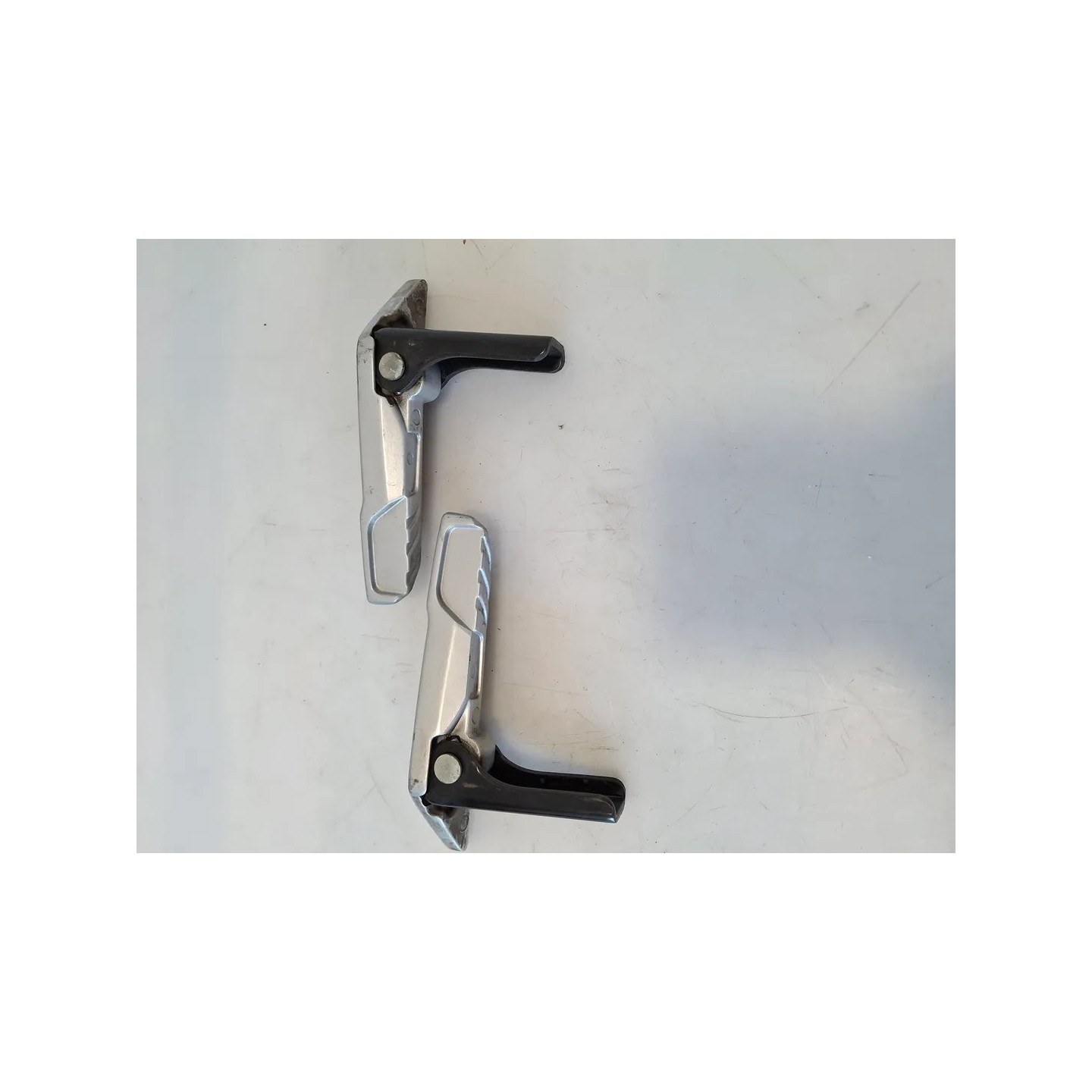 Pedana appoggiapiede posteriore Piaggio Liberty 125 3V i.e. (E4) Liberty 125 I-get ABS 3V i.e. (E4) 