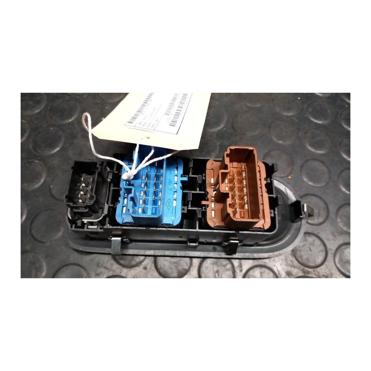 INTERRUTTORE ALZACRISTALLI PORTA ANT SX. 021 RENAULT CLIO 3A SERIE (05/09-) D4FH7 8200214939