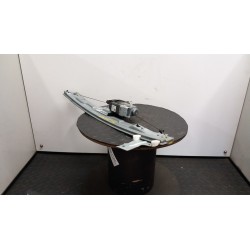 ALZACRISTALLO ELETTR. PORTA ANT. C/MOTORINO SX. 057 PEUGEOT 207 (06/09-) KFV 9221FT
