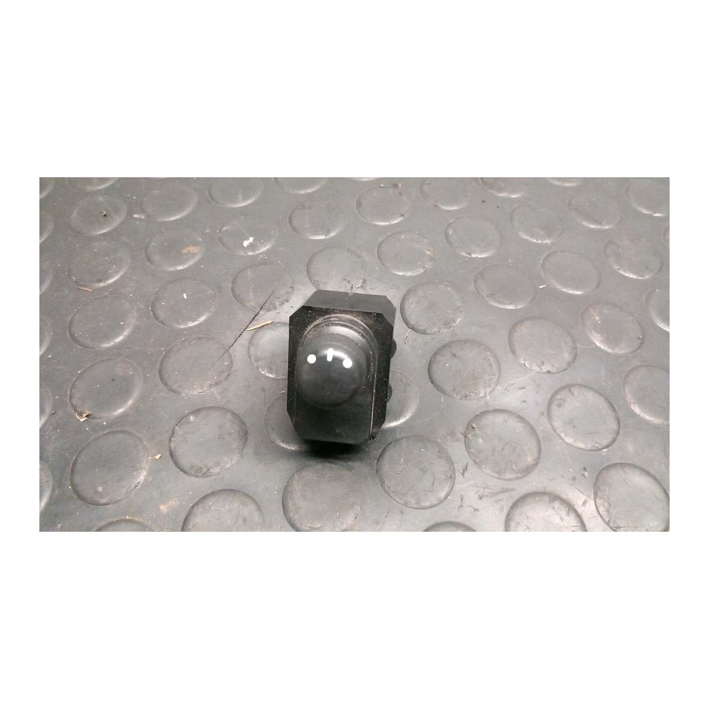 INTERRUTTORE REGOLAZIONE RETROVISORE EST. 005 FIAT SEDICI (3B) (02/06-11/11) D19AA 71742592