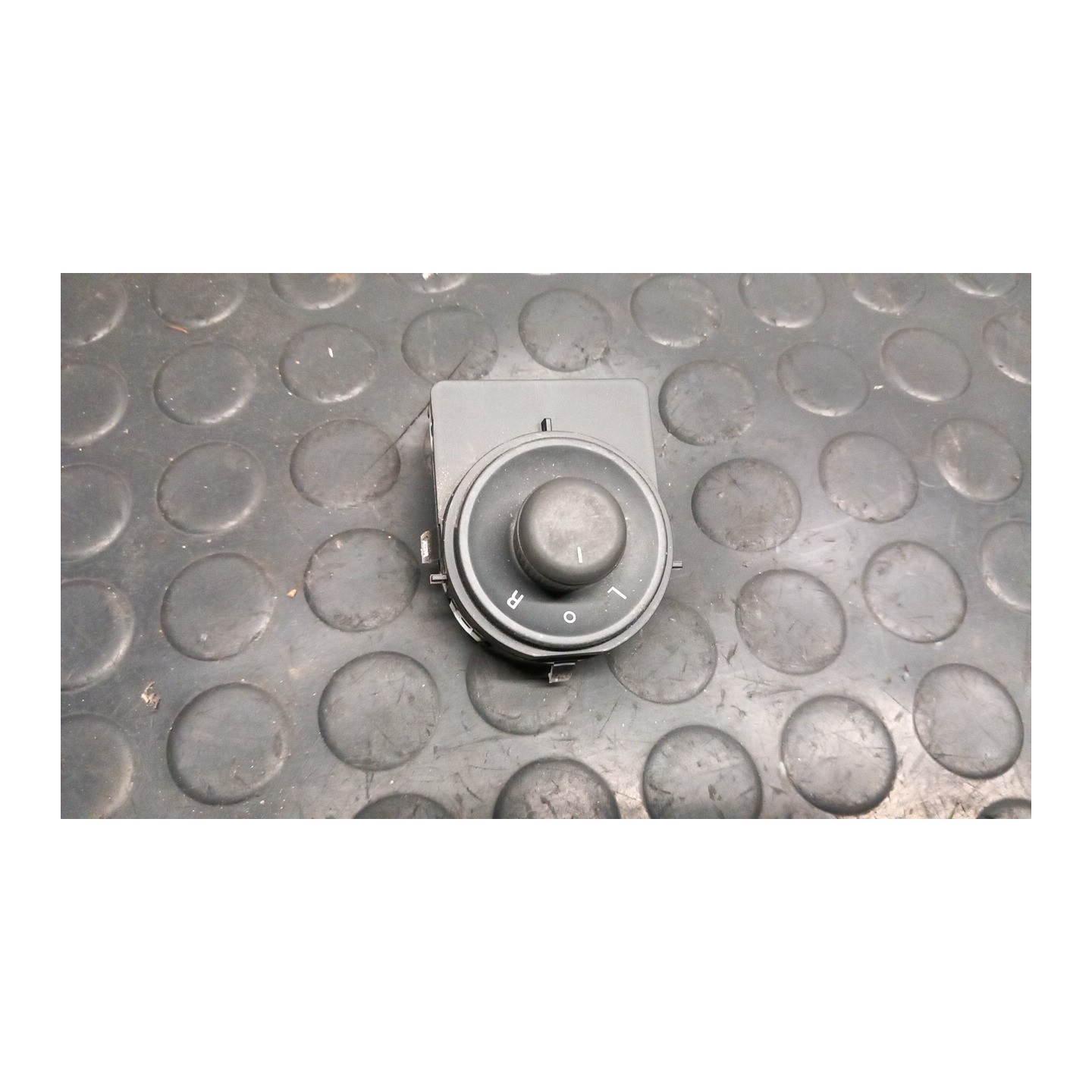 BLOCCO COMANDI ALZACRISTALLI AEF, AEQ, AXG 046 CHEVROLET (DAEWOO) CRUZE (J300) (04/09-12/14) F18D4 20830838