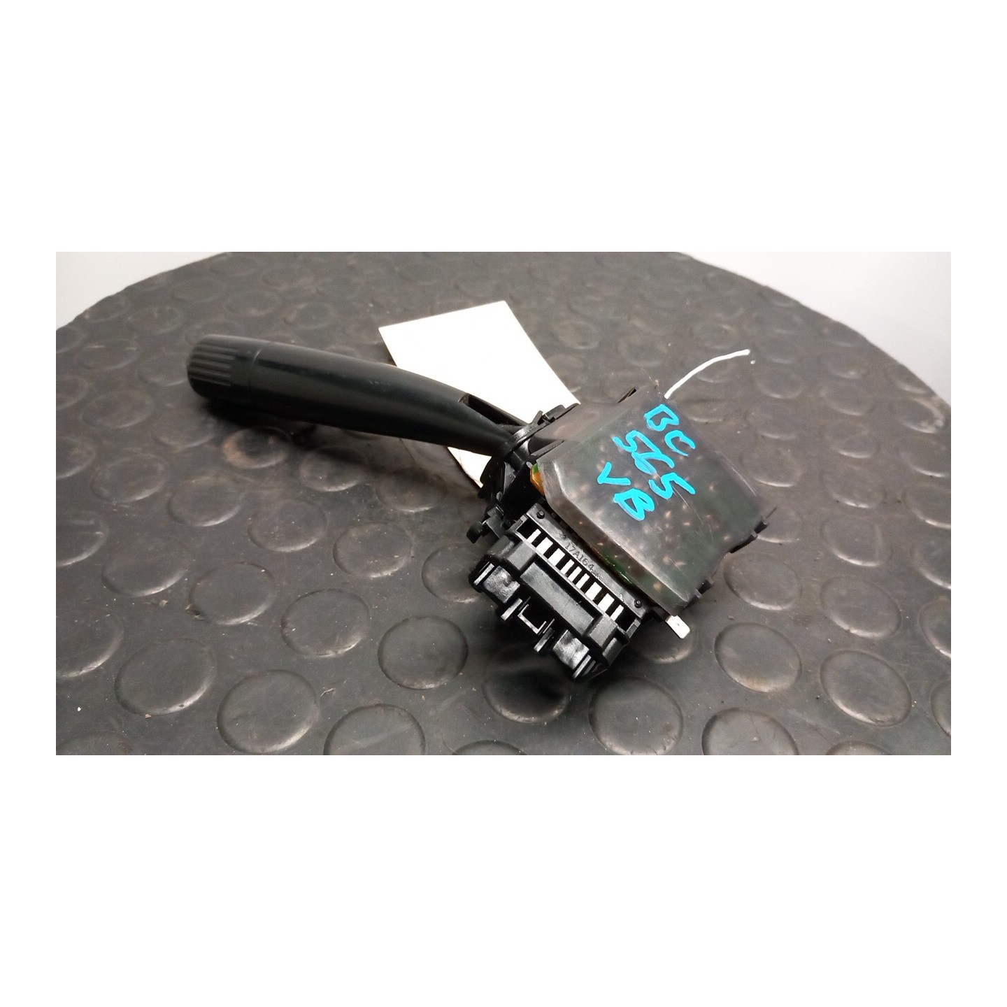 BLOCCO COMANDI TERGICRISTALLI 046 SUBARU IMPREZA 1A SERIE (07/94-12/00 EJ16 83113AC500