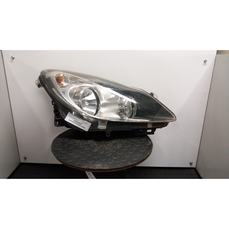 PROIETTORE DX. 070 OPEL CORSA (S07) (07/06-02/11) A12XER 93189362
