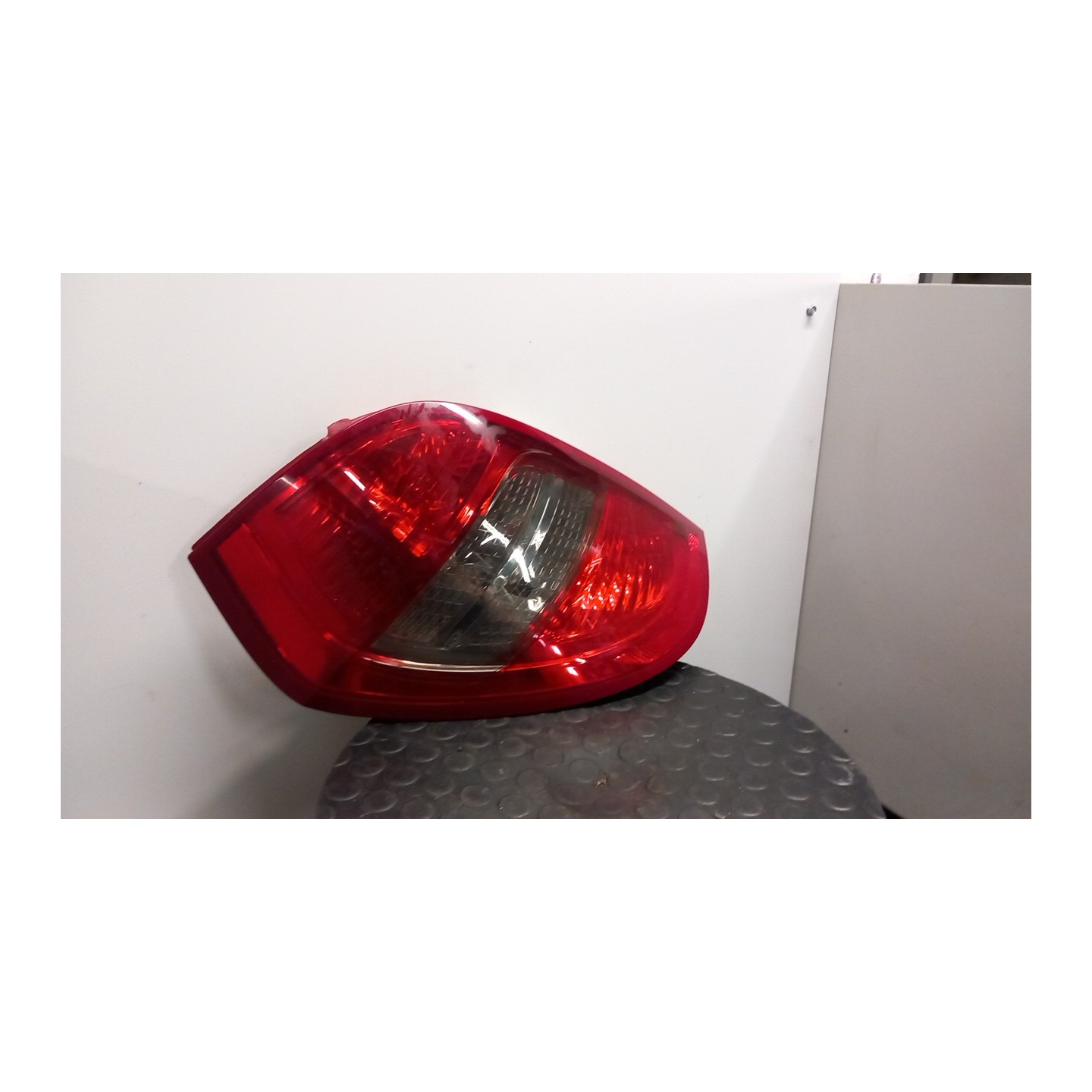FANALE POST. P/AVANTGARDE SX. 078 MERCEDES-BENZ CLASSE A (W/C169) (07/04-04/13 640940 A1698202964