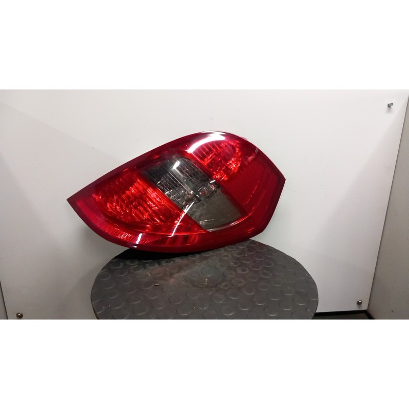 FANALE POST. P/AVANTGARDE DX. 082 MERCEDES-BENZ CLASSE A (W/C169) (07/04-04/13 640940 A1698201064