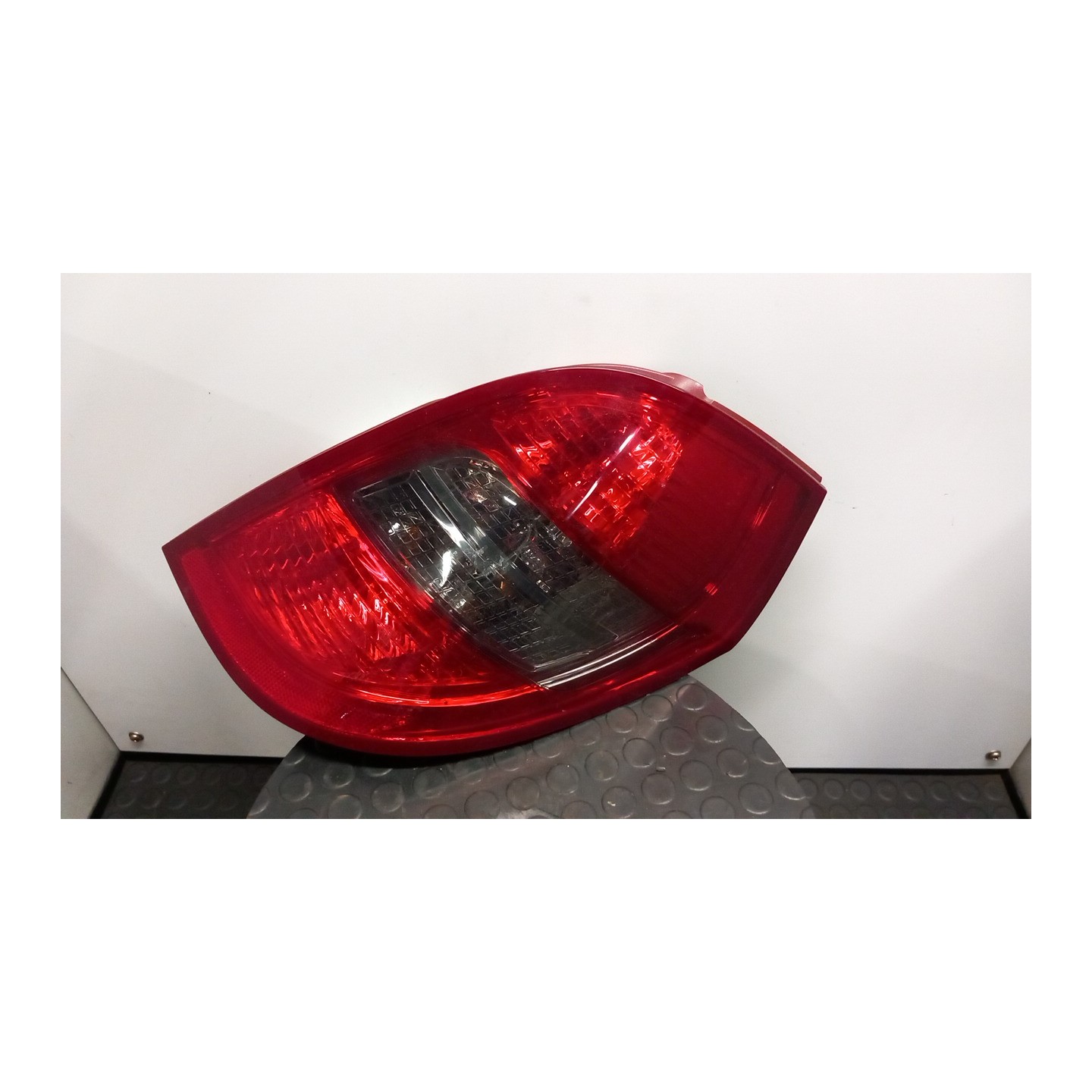 FANALE POST. P/AVANTGARDE DX. 082 MERCEDES-BENZ CLASSE A (W/C169) (07/04-04/13 640940 A1698201064
