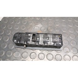 BLOCCO COMANDI ALZACRISTALLI E RETROVISORI EST. EA3  RETROV.EST.02 ELETTRICO 085 RENAULT MEGANE 3A SERIE (10/08-) K9KJ8 80961000