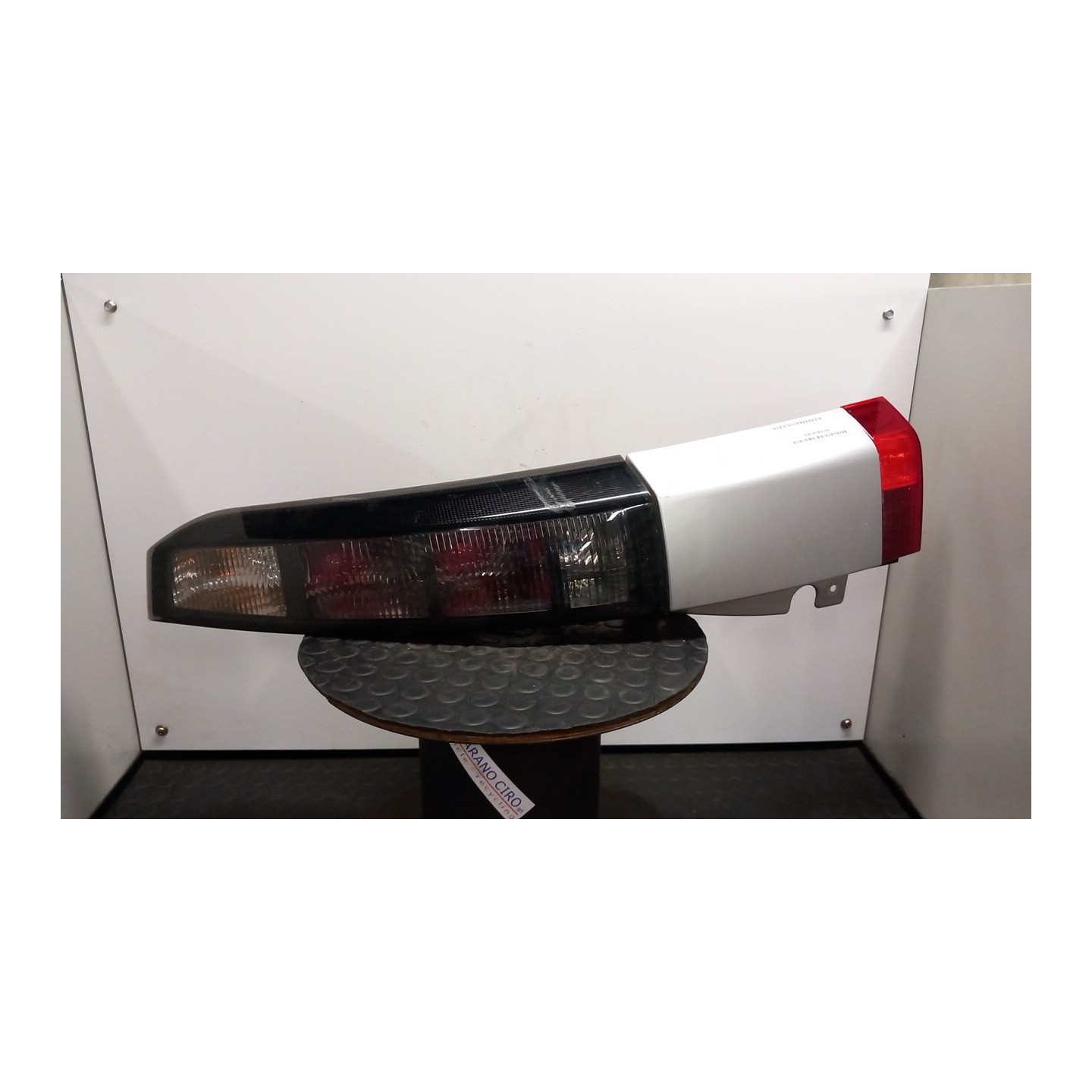 FANALE POST. DX. 088 OPEL MERIVA (X03) (03/03-12/10) Z16XE 93187880
