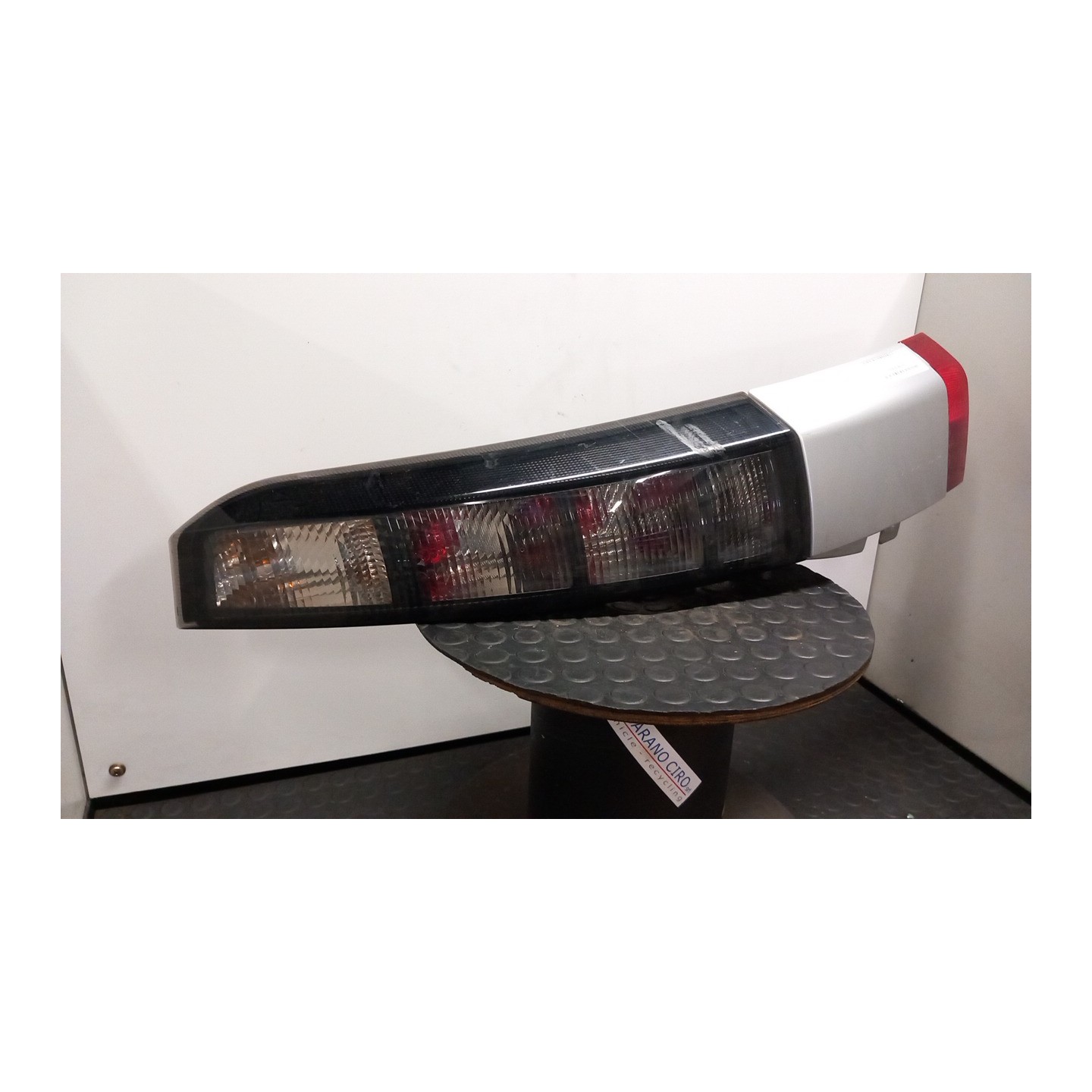 FANALE POST. DX. 088 OPEL MERIVA (X03) (03/03-12/10) Z16XE 93187880