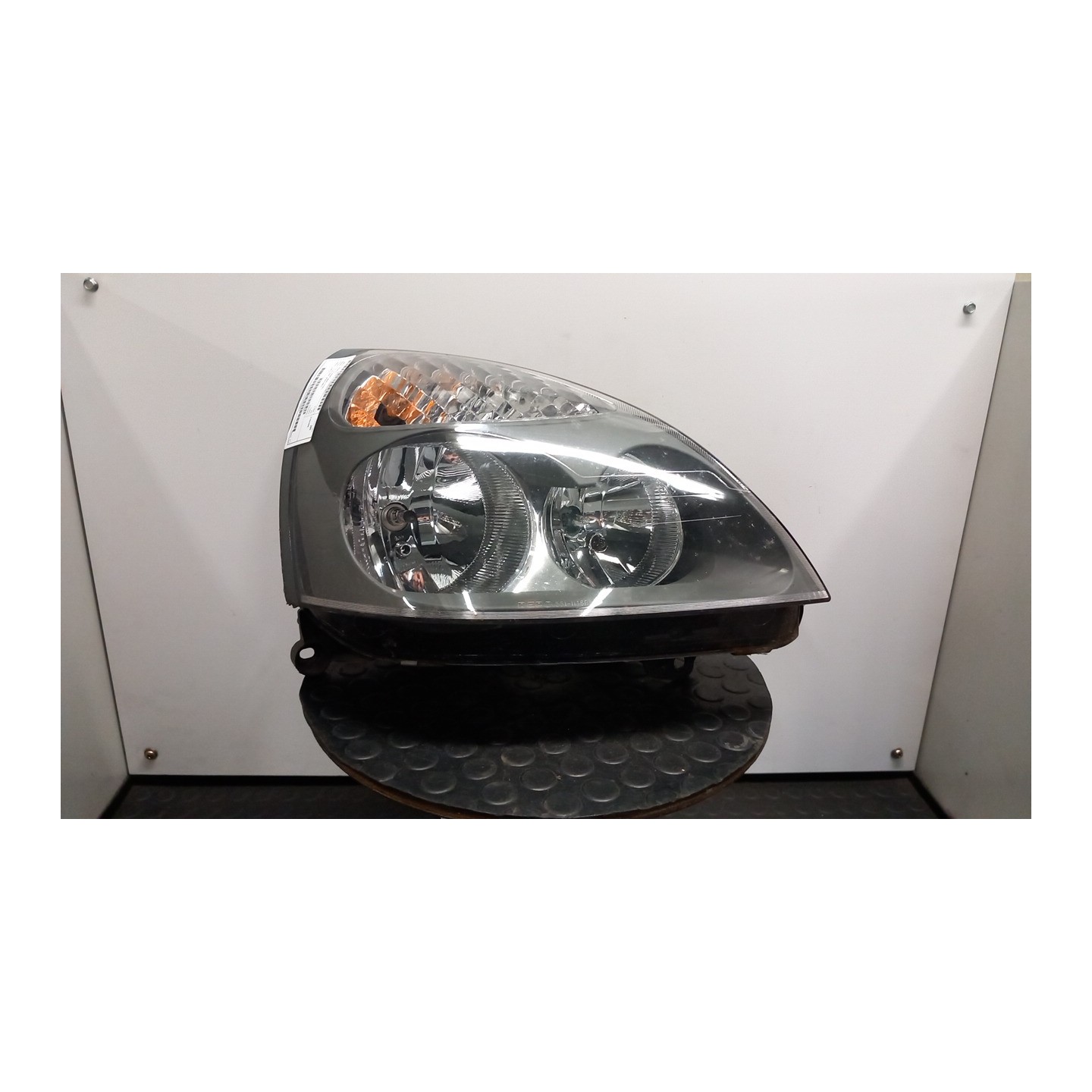 PROIETTORE XENO DX. 117 RENAULT CLIO 2A SERIE (05/01-11/10) D4FG7 7701054071