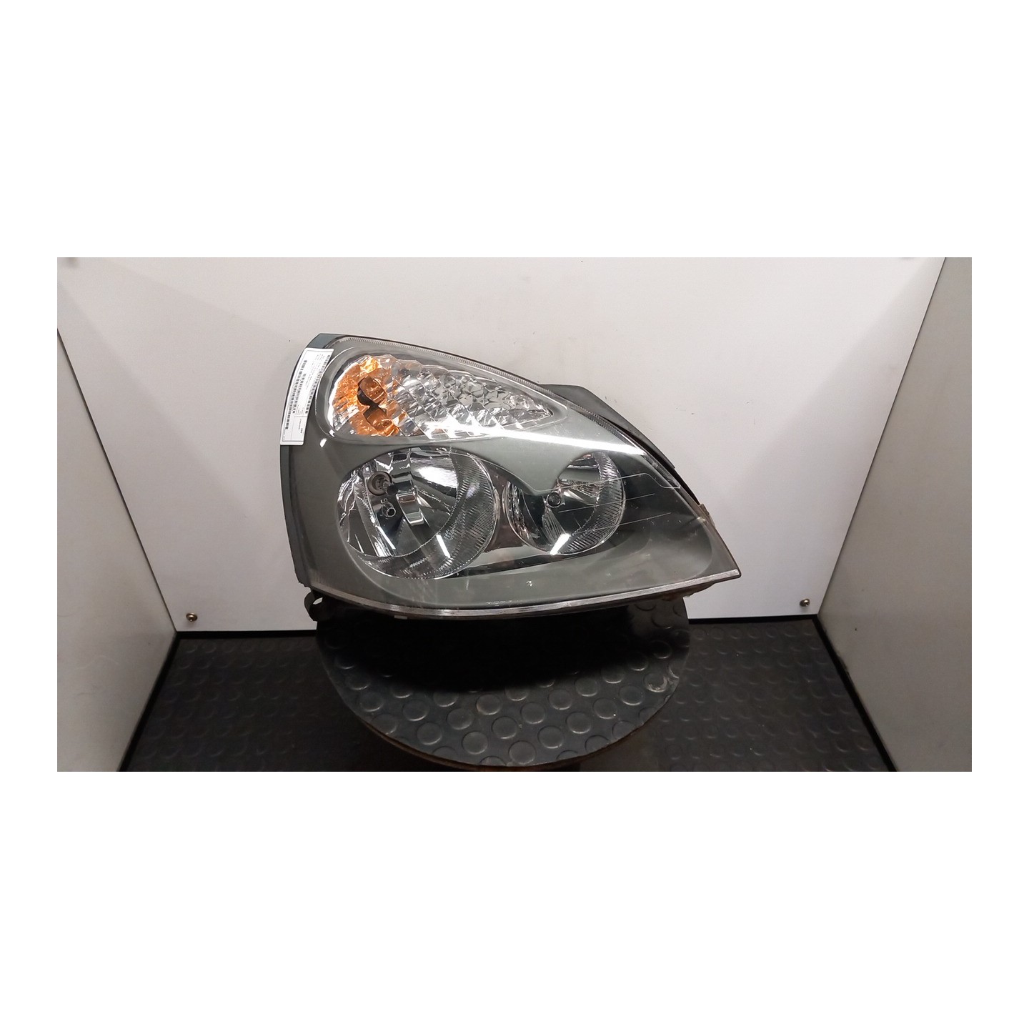 PROIETTORE XENO DX. 117 RENAULT CLIO 2A SERIE (05/01-11/10) D4FG7 7701054071