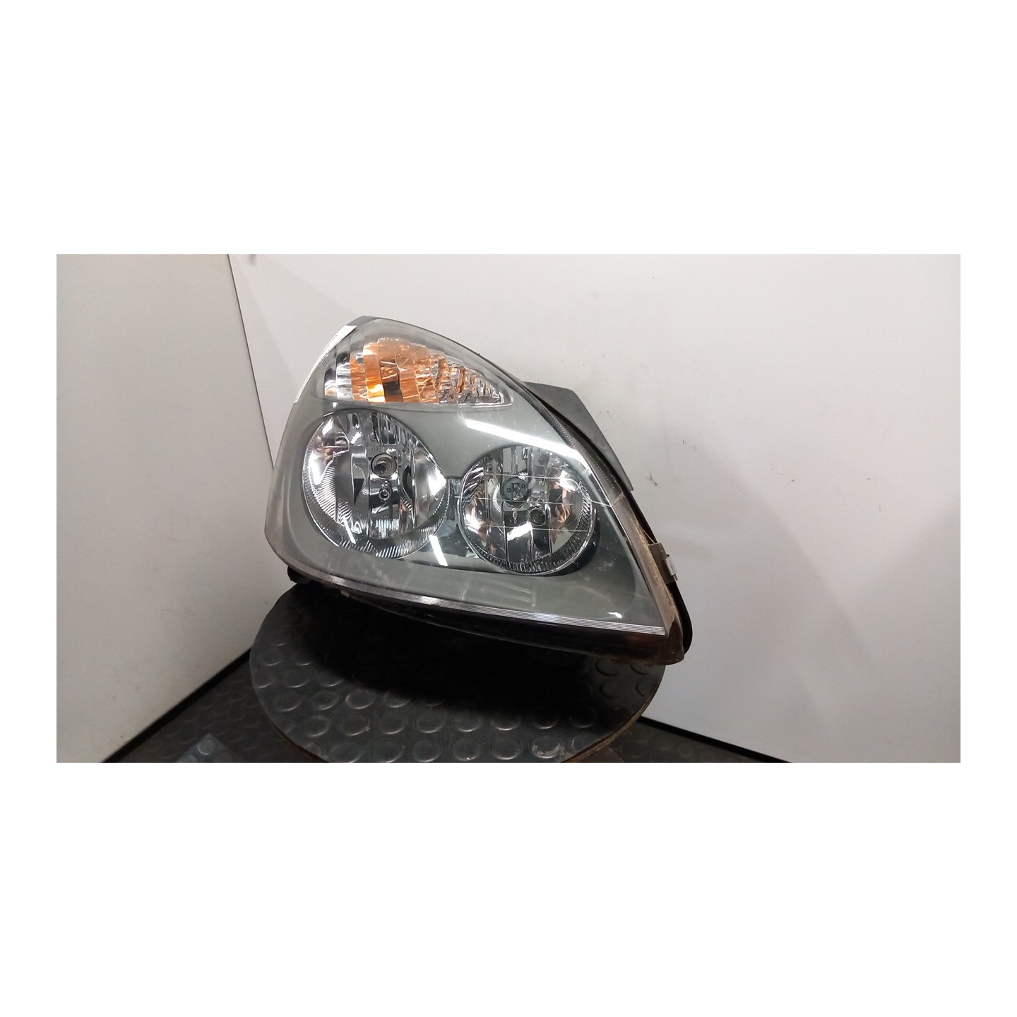 PROIETTORE XENO DX. 117 RENAULT CLIO 2A SERIE (05/01-11/10) D4FG7 7701054071