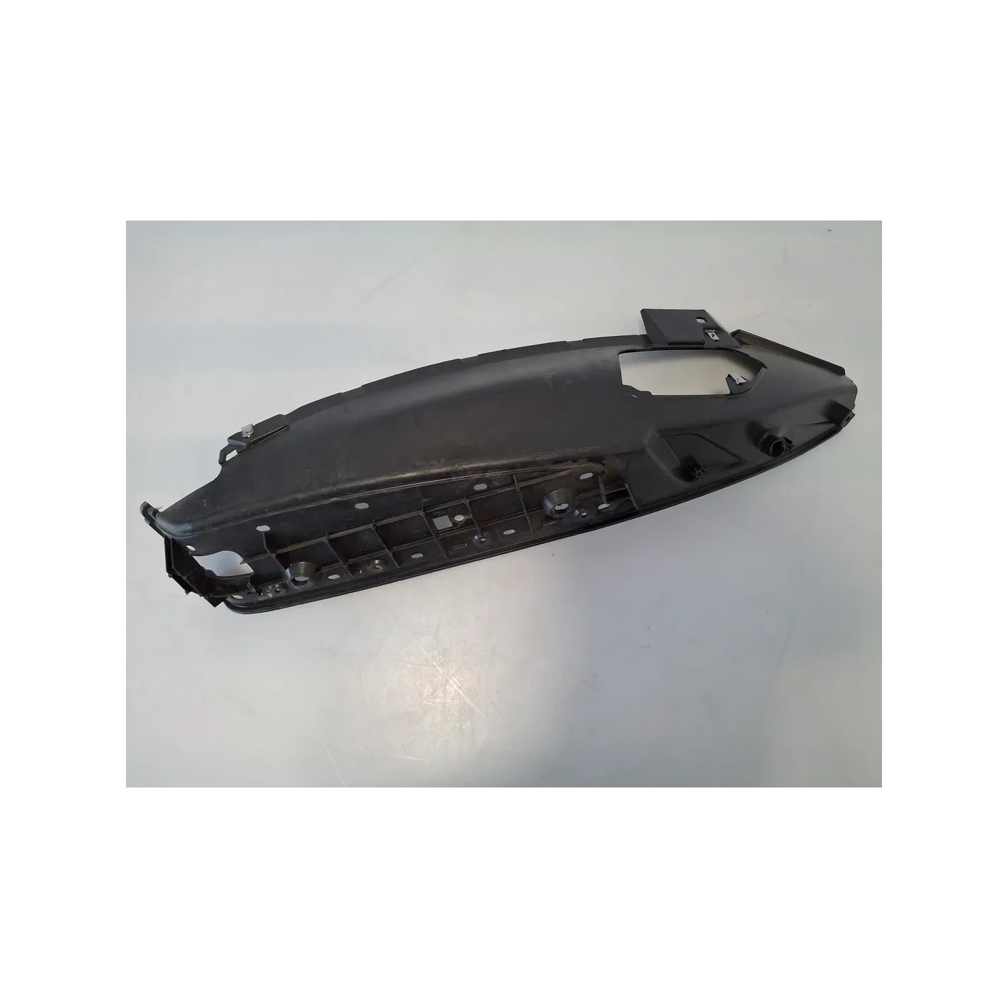 Pedana appoggiapiede anteriore Piaggio MP3 300 (14-21) MP3 300 LT ABS Destro