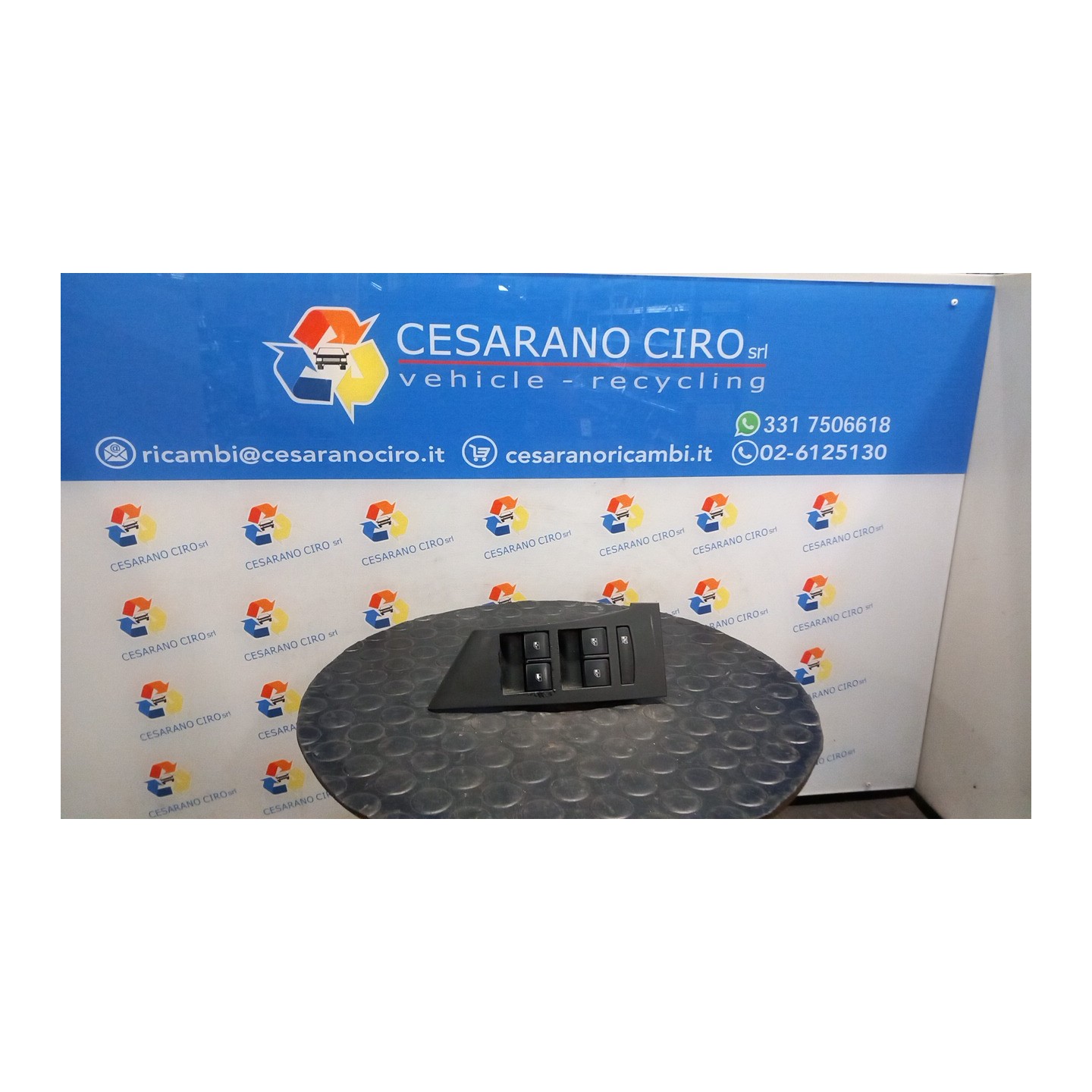 BLOCCO COMANDI ALZACRISTALLI C/CRISTALLI ELET. POST. 021 OPEL ASTRA (P10) (10/09-06/18) A17DTR 13305011
