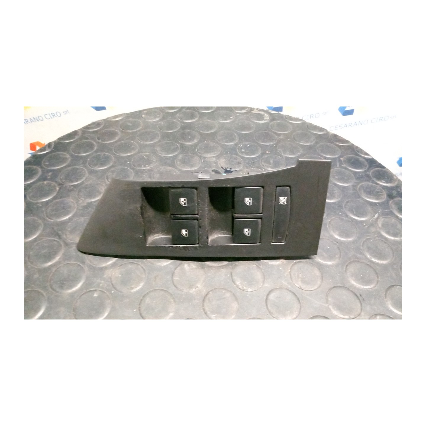 BLOCCO COMANDI ALZACRISTALLI C/CRISTALLI ELET. POST. 021 OPEL ASTRA (P10) (10/09-06/18) A17DTR 13305011