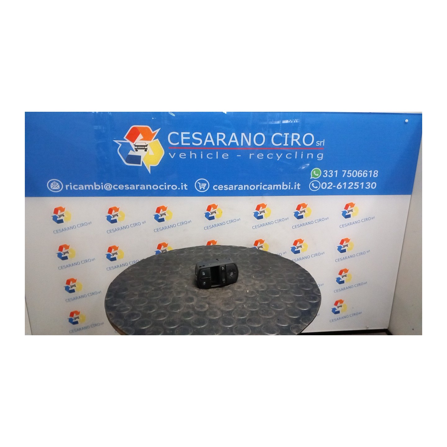 BLOCCO COMANDI ALZACRISTALLI E RETROVISORI EST. 012 OPEL CORSA (S07) (07/06-02/11) Z12XEP 13258521