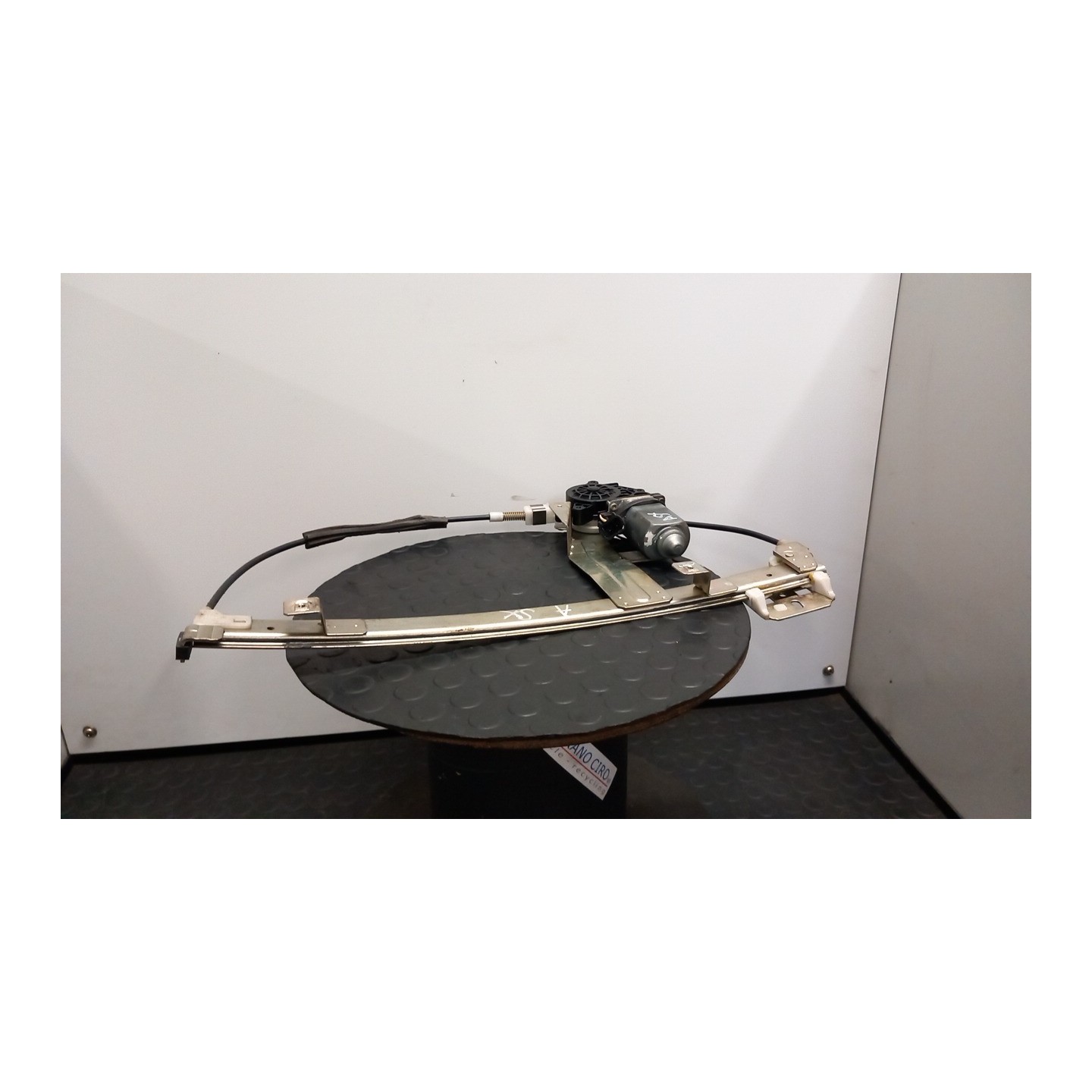 ALZACRISTALLO PORTA ANT. SX. 001 FIAT CINQUECENTO (NM) (06/92-01/99 1170A1046 46434349
