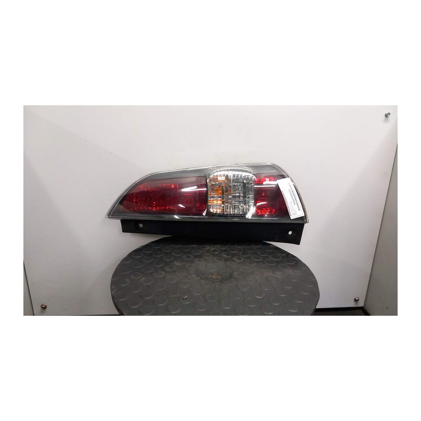 FANALE POST. DX. 038 DAIHATSU SIRION 2A SERIE (01/05-) 1KR 81550B1010