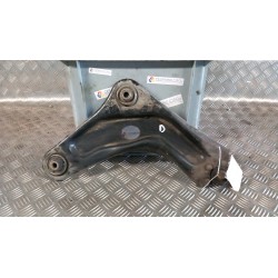 BRACCIO OSCILLANTE SOSP. ANT. DX. 043 PEUGEOT 207 (06/09-) KFT 3521N8