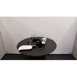 SERRATURA CHIUSURA C.ZTA PORTA ANT. 4/2000 ALZ. CENTR. DX. 076 LANCIA LYBRA (05/99-10/06) 182A4000 46762792