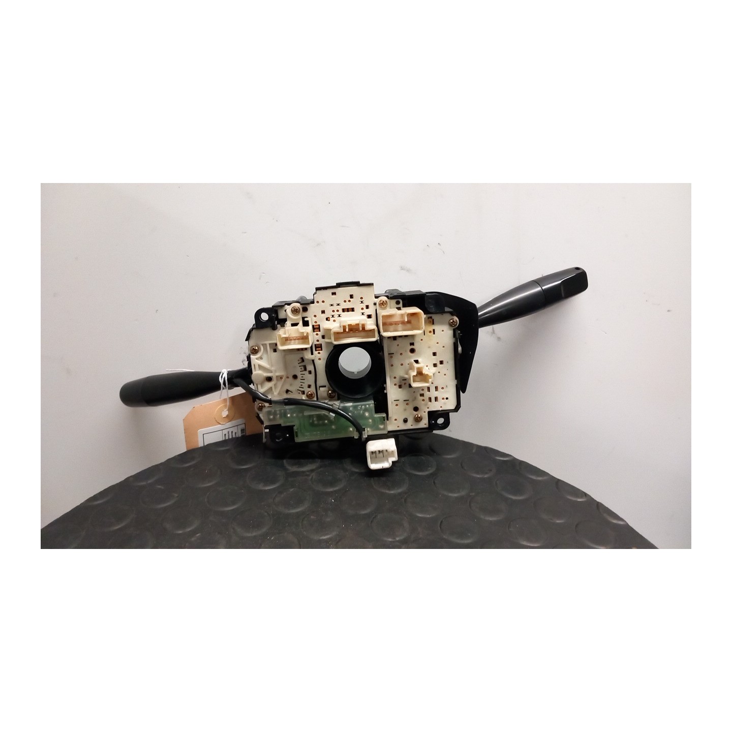 DEVIOGUIDASGANCIO 096 SUZUKI IGNIS 1A SERIE (10/00-10/03) M13A 3740080G43000