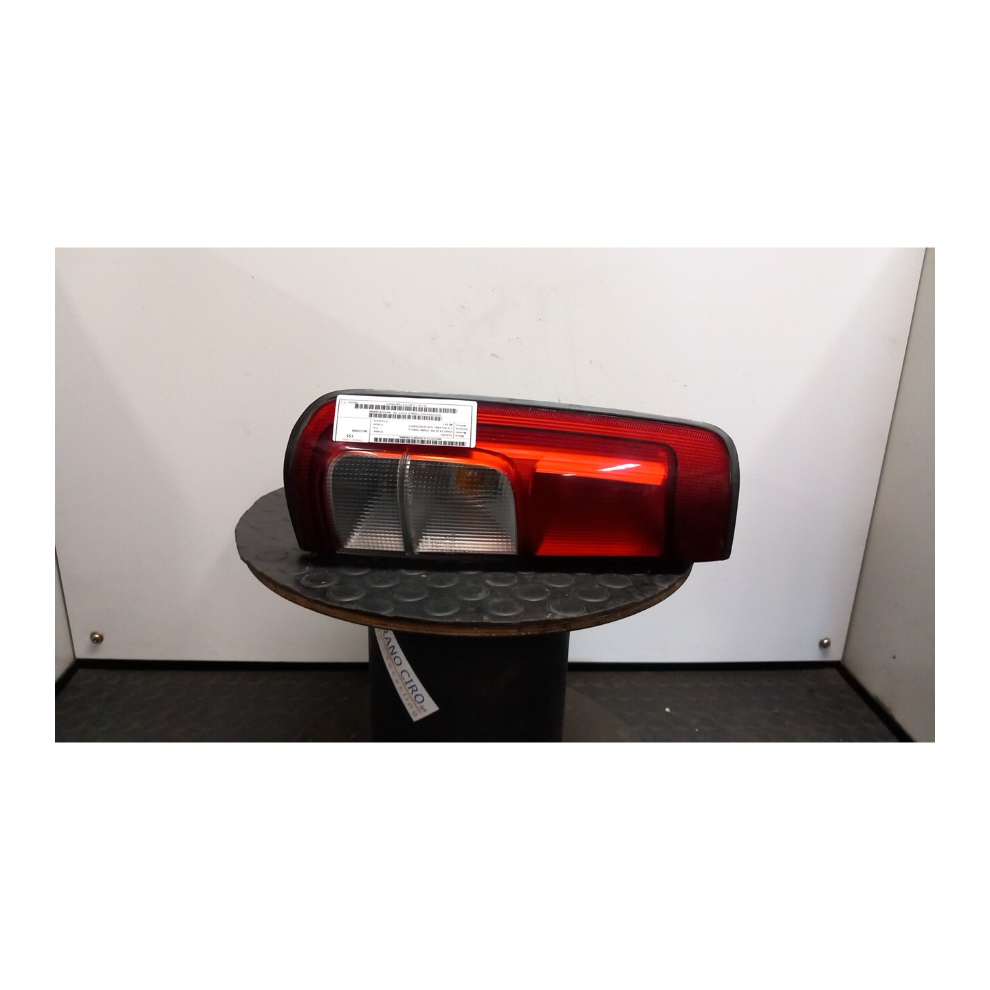 TRASPARENTE FANALE POST. SX. 098 SUZUKI IGNIS 1A SERIE (10/00-10/03) M13A 3567074G50000
