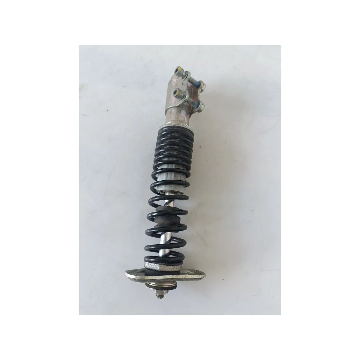 Ammortizzatore anteriore Piaggio Vespa 150 Primavera (E5) Vespa 150 Primavera 3V ABS Sinistro