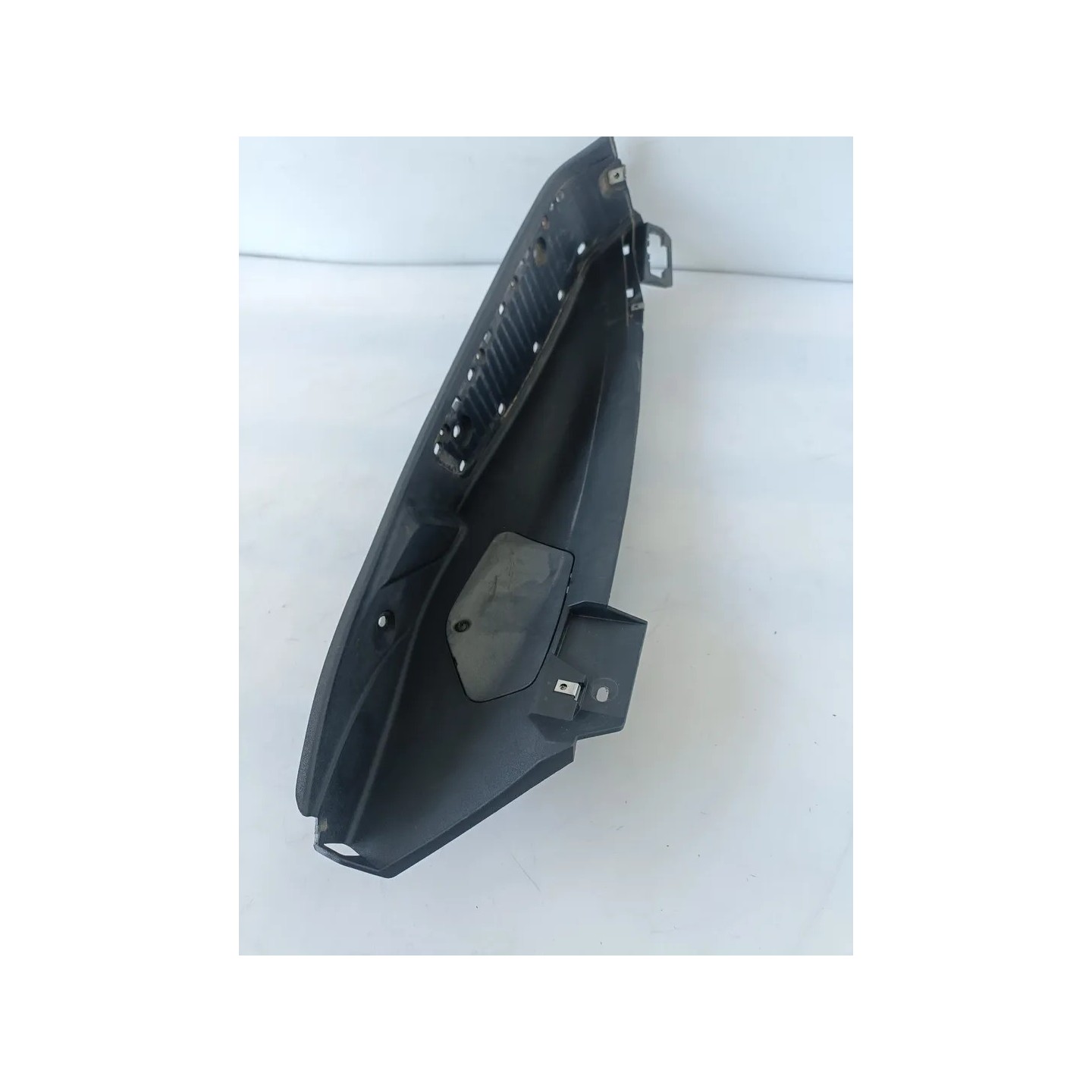 Pedana appoggiapiede anteriore Piaggio MP3 300 (14-21) MP3 300 LT ABS Sinistro