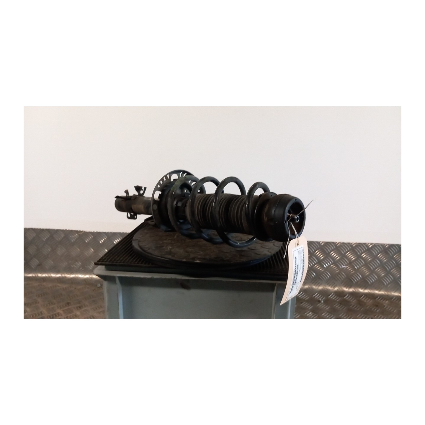 AMMORTIZZATORE ANT. CAMPO MOLL.36/37/38/53 DX. 060 VOLKSWAGEN POLO (6R) (05/09-10/14) CFW 6R0413031C