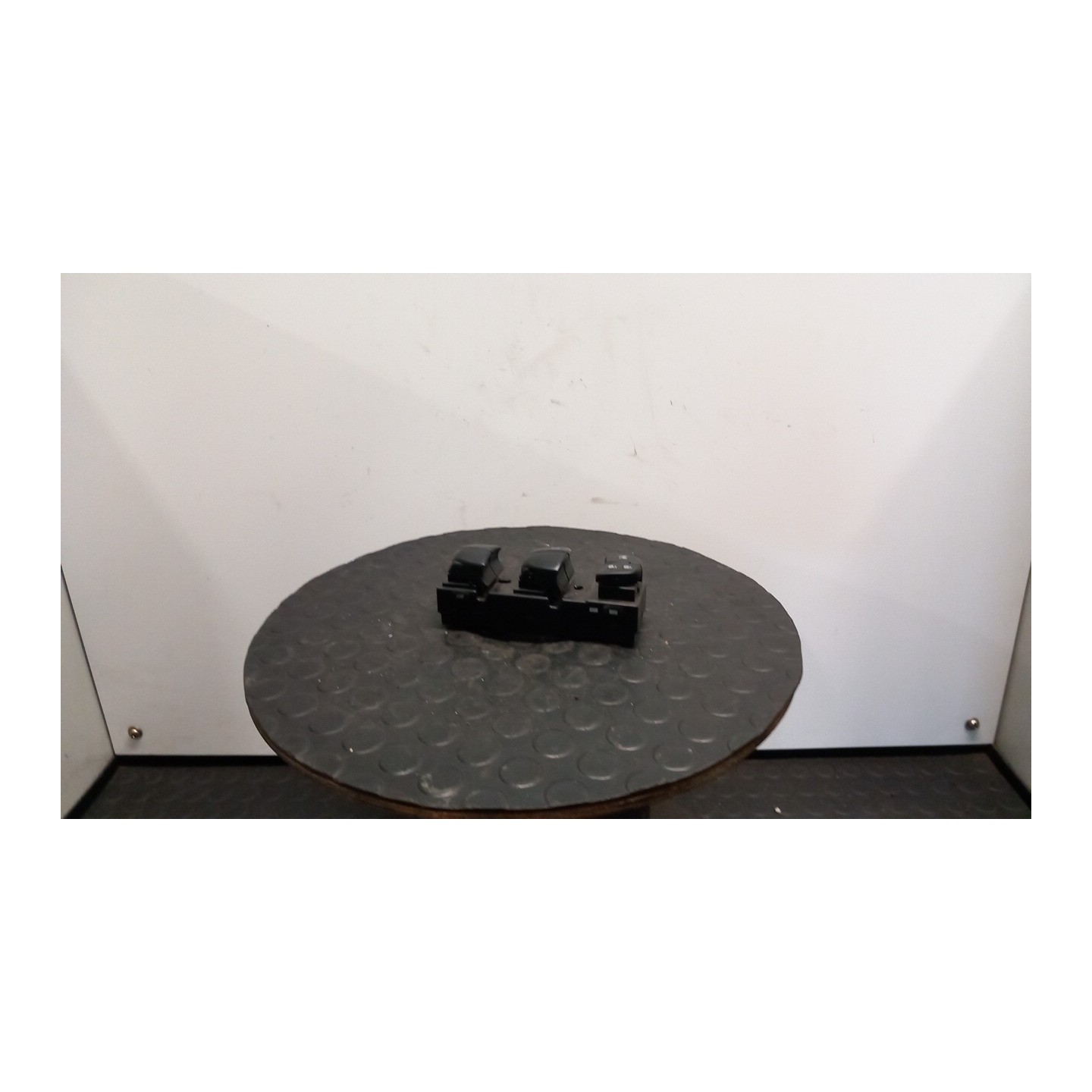 BLOCCO COMANDI ALZACRISTALLI 021 NISSAN JUKE (F15E) (10/10-12/18) K9K 254011KA0A