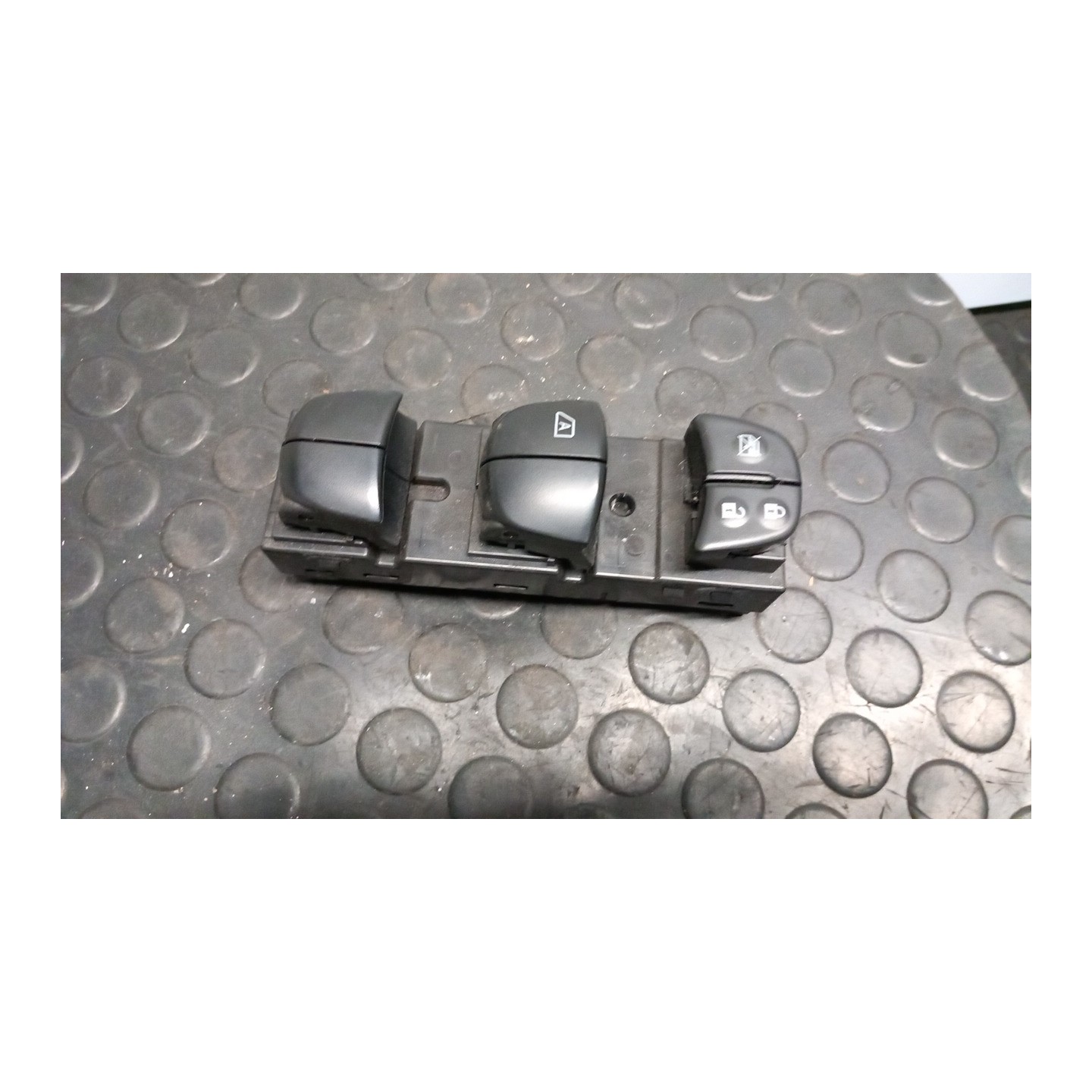 BLOCCO COMANDI ALZACRISTALLI 021 NISSAN JUKE (F15E) (10/10-12/18) K9K 254011KA0A