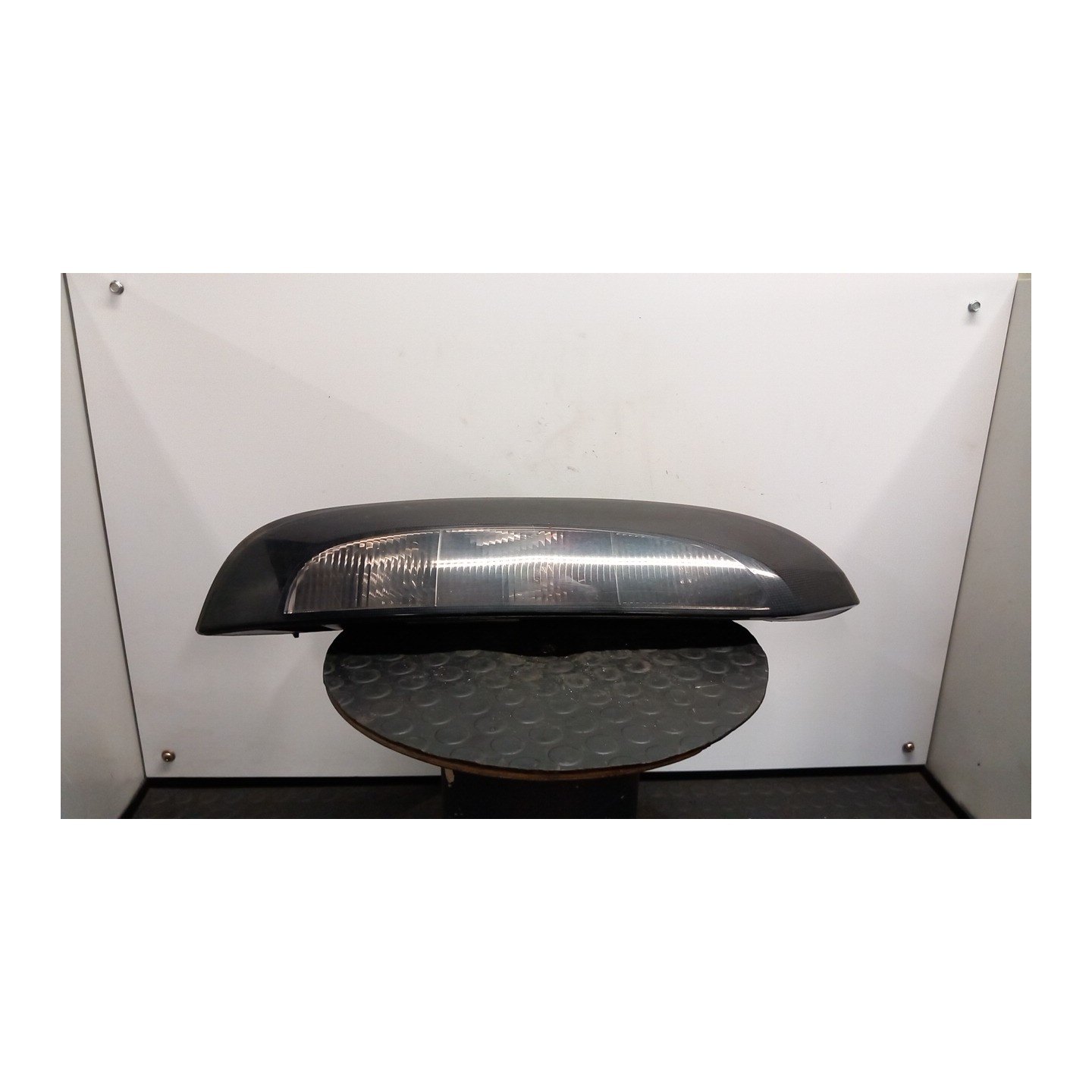 FANALE POST. TINTA SCURA SX. 032 OPEL CORSA (X01) (10/00-06/06) Z12XEP 93170222