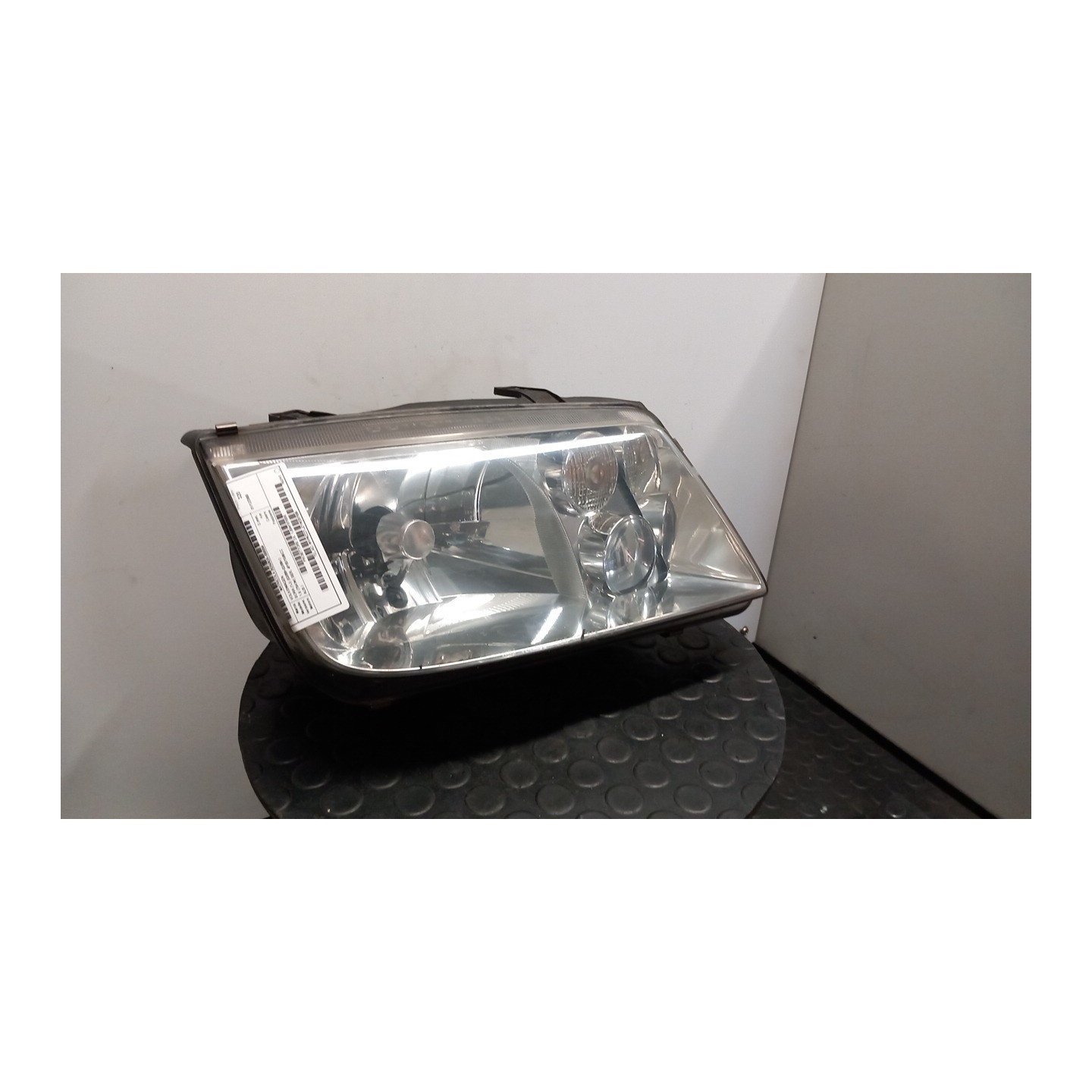 PROIETTORE DX. 058 VOLKSWAGEN BORA (1J) (03/99-02/06) AUS 1J5941018BE