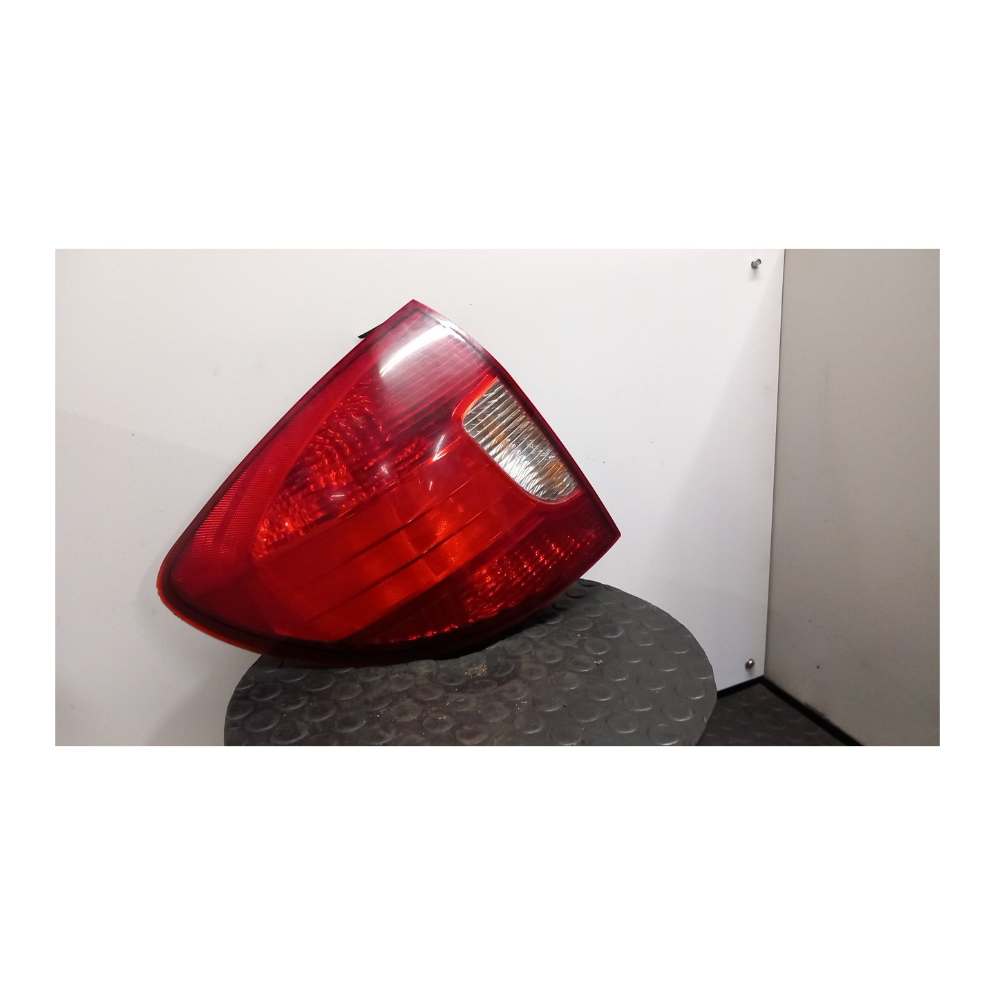 FANALE POST. SX. 002 KIA RIO 1A SERIE (11/00-12/05) A5D 92401FD070