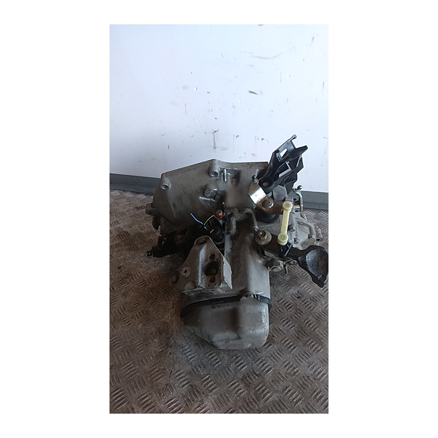 CAMBIO COMPL. CD 16X63 019 CITROEN C3 2A SERIE (A51) (09/09-06/13 8HR 2231H1