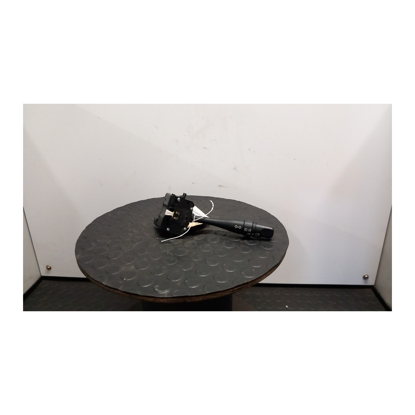 BLOCCO COMANDO VOLANTE LUCI 037 NISSAN MICRA (K11E) (09/00-01/03) CG10 255408H703
