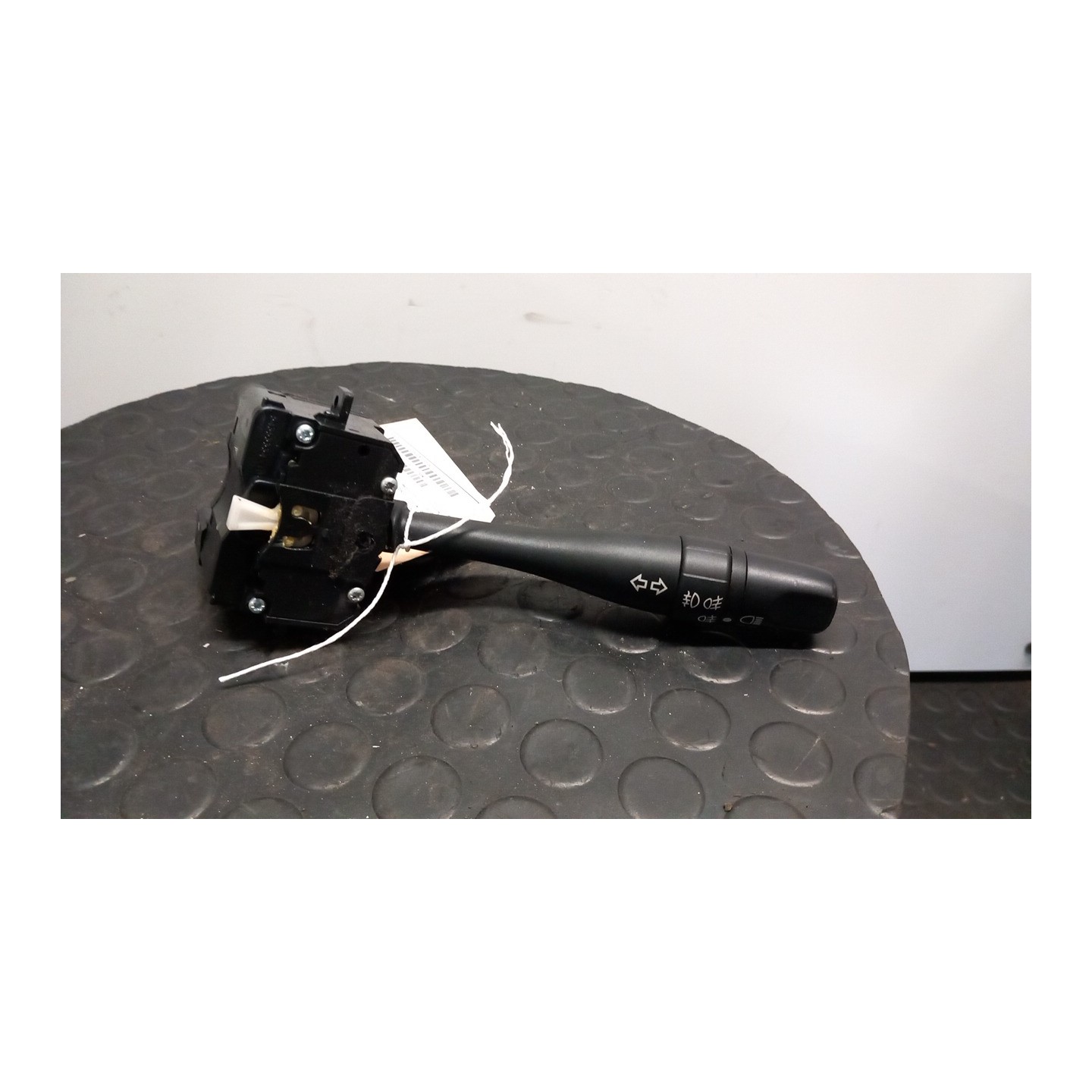 BLOCCO COMANDO VOLANTE LUCI 037 NISSAN MICRA (K11E) (09/00-01/03) CG10 255408H703