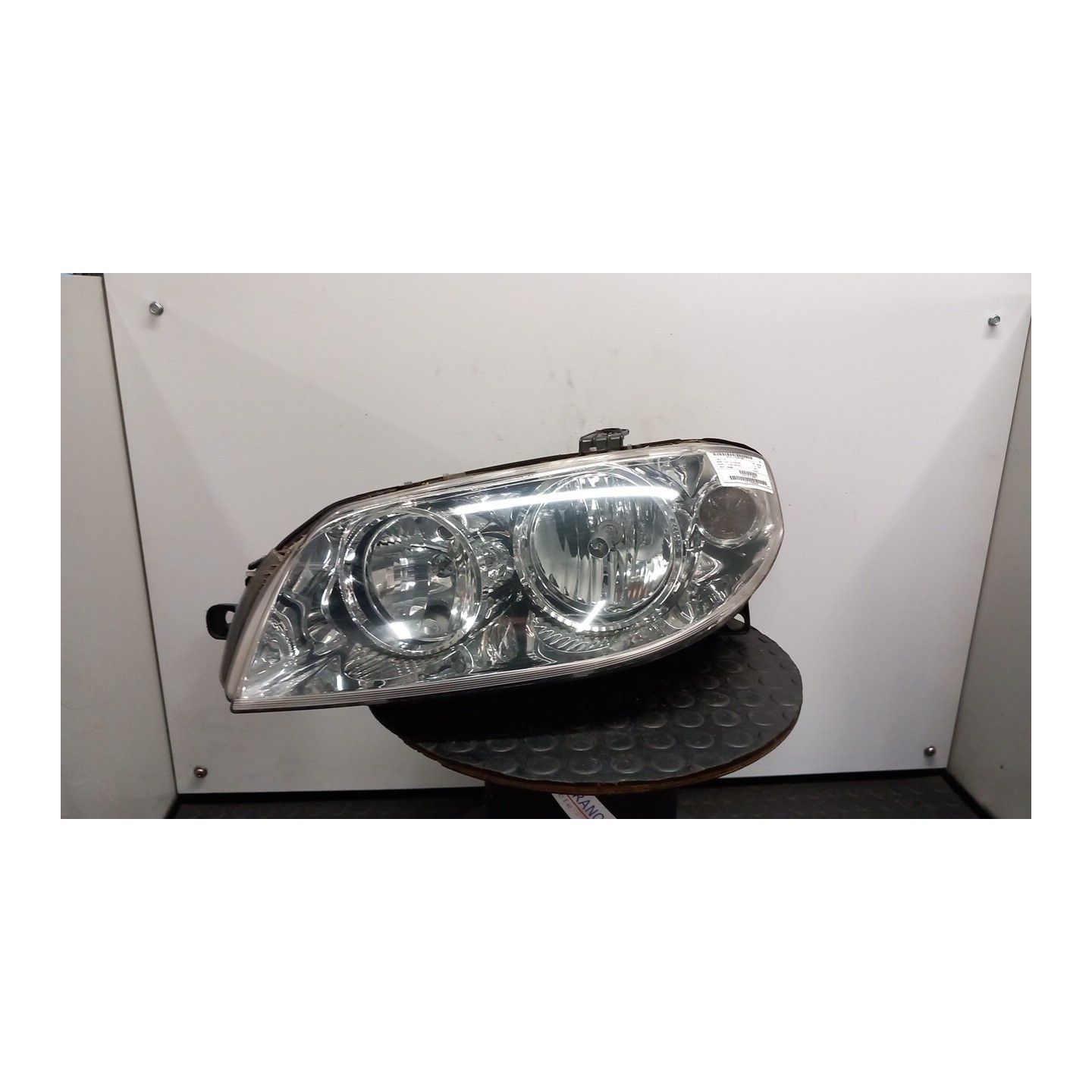 PROIETTORE SX. 062 FIAT PUNTO (2U) (07/03-01/07) 188A4000 46849385