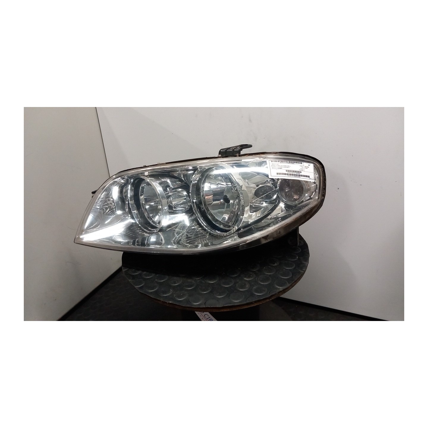 PROIETTORE SX. 062 FIAT PUNTO (2U) (07/03-01/07) 188A4000 46849385